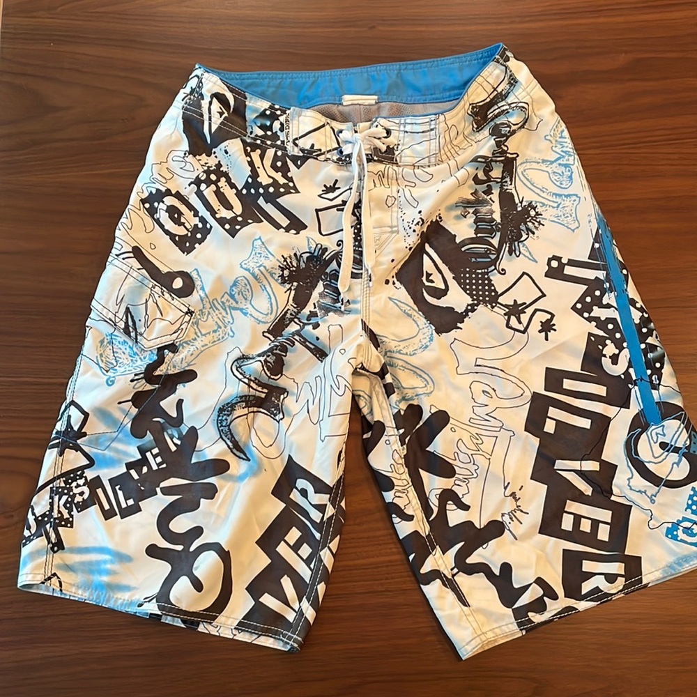 Quicksilver Boardshorts Size 30